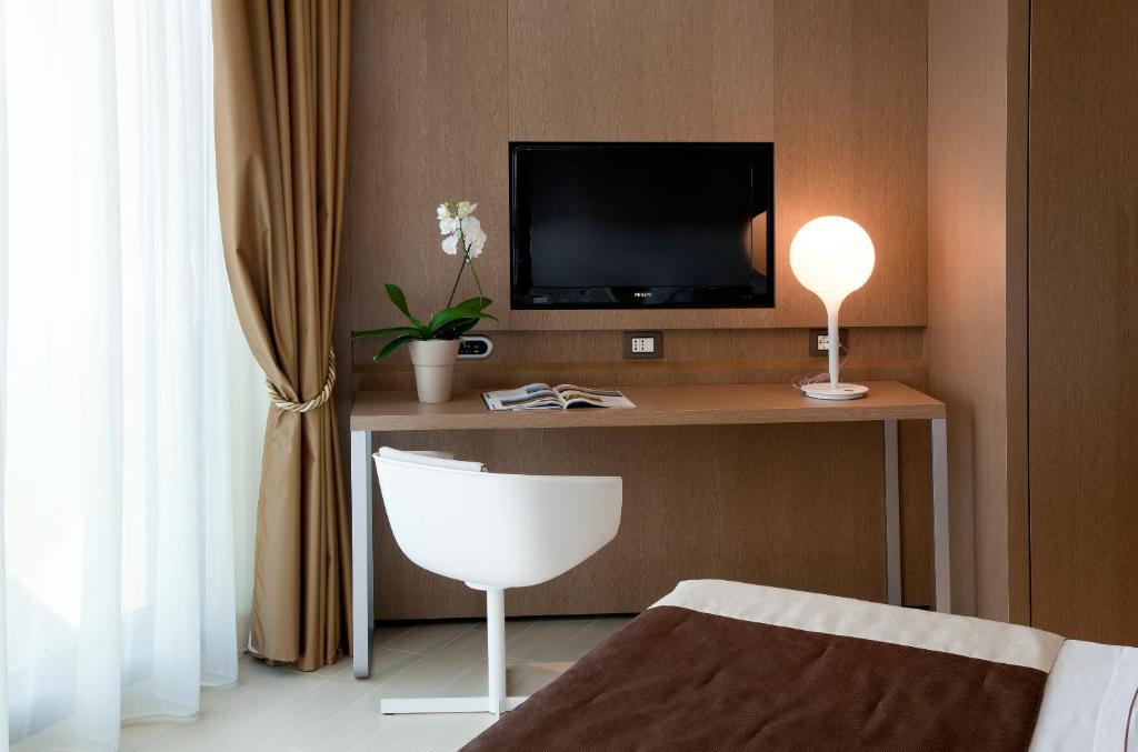 Hotel Isola Di Albarella Golf 4*