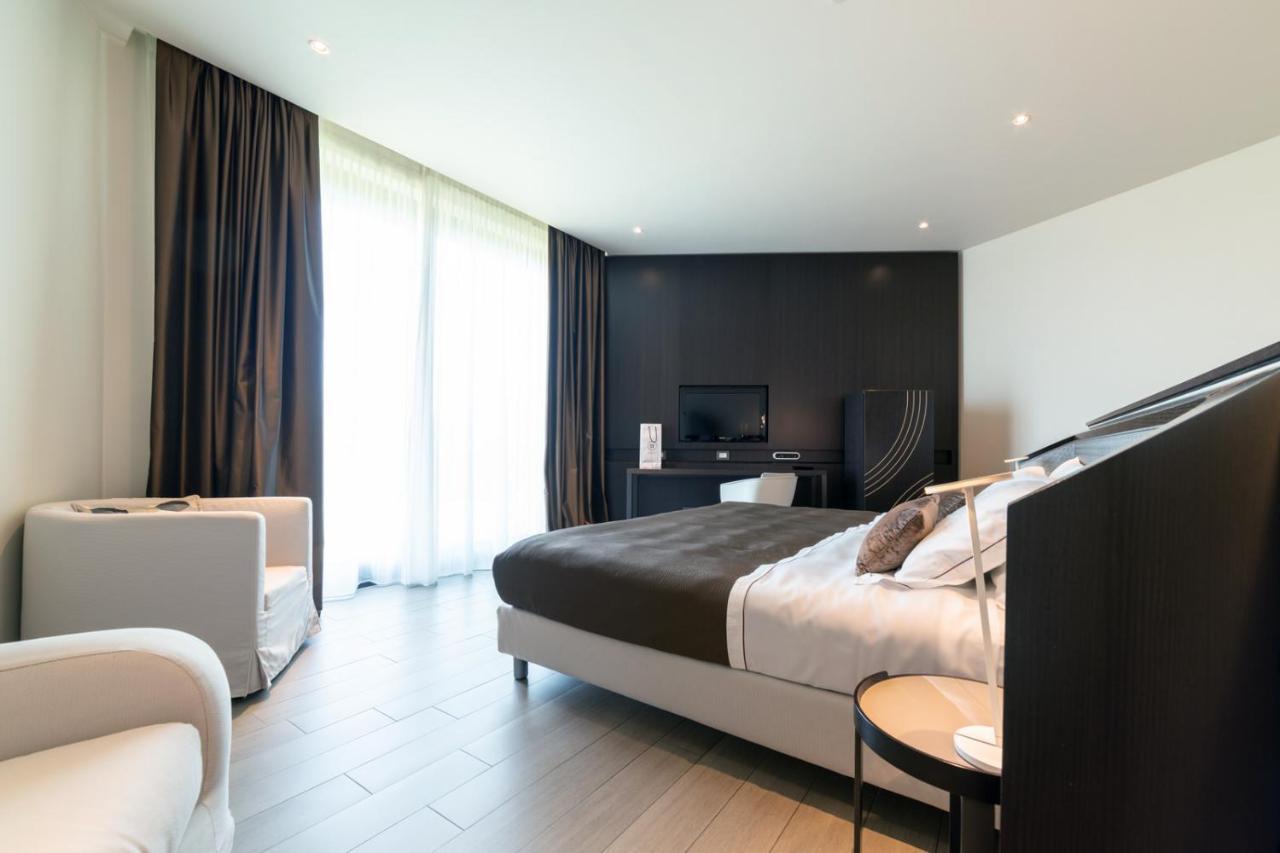 Hotel Isola Di Albarella Golf 4*